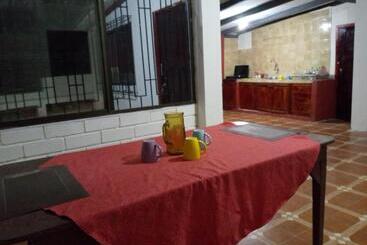 هاستل Casa Montemar Hotel San Vicente