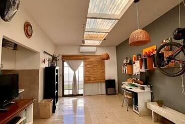 هتل کپسول Monoambiente Manzanares