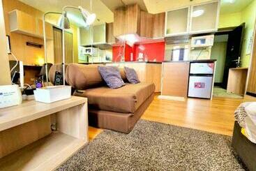 هاستل Serin West Condominium