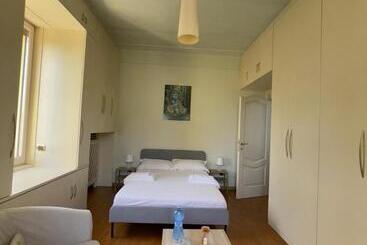 تختخواب و صبحانه Villa Peonia Parma