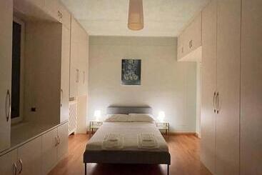 تختخواب و صبحانه Villa Peonia Parma