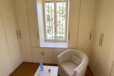 تختخواب و صبحانه Villa Peonia Parma