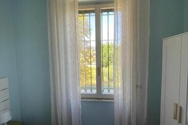 تختخواب و صبحانه Villa Peonia Parma