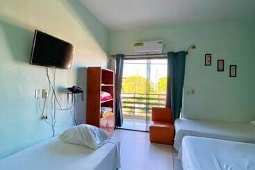 هتل Centro Villarrica Paraguay