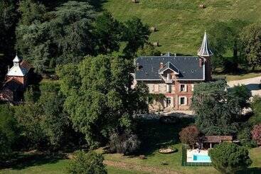 مبيت وإفطار Domaine Du Buc, Le Chateau