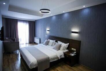 Crystal Hotel & Spa