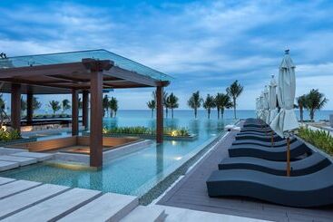 Flc Luxury Resort Quy Nhon