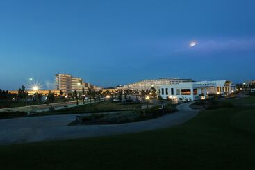 Flc Luxury Resort Quy Nhon