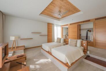 Flc Luxury Resort Quy Nhon