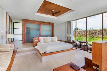 Flc Luxury Resort Quy Nhon