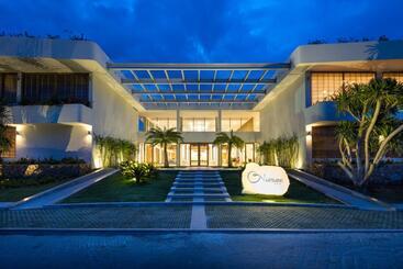 Flc Luxury Resort Quy Nhon