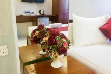 هتل Ailen Garden 2