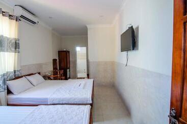 هتل Kim Hồng Anh Guest House