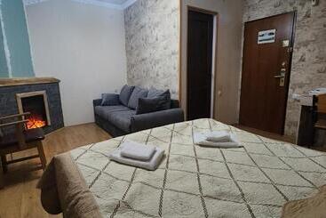 هتل Riverside Mestia