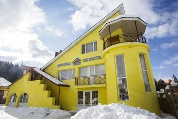 هتل Villa Vita Bakuriani