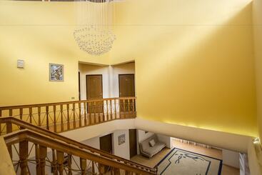 هتل Villa Vita Bakuriani