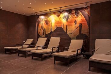 Orbi Palace Hotel & Suites
