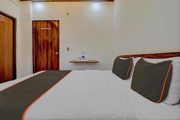 Collection O Hotel The Second Home