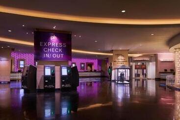 Devine Unit By Planet Hollywood Casino Strip Las Vegas