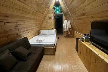 هتل Homestay 245
