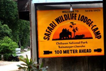هتل Safari Wildlife Lodge & Camp