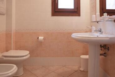 Isa   Residence With Swimming Pool In Sos Alinos, Apartments With Air Conditioning And Private Outdo