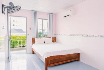 مُتل Phương Tú Hostel