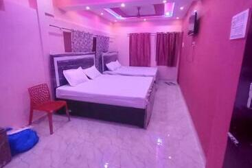 פנסיון Swagat Paying Guest House Varanasi Near Ganga River