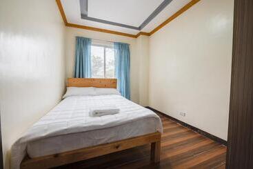 2 Bedroom Unit With Breakfast For 2pax