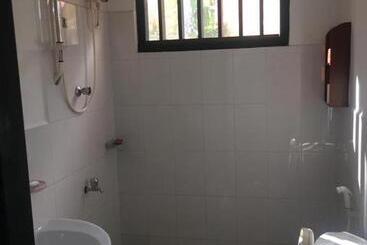 تختخواب و صبحانه Villa Unawatuna
