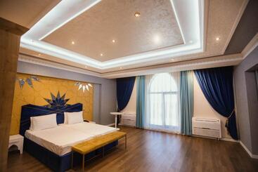 هتل Antalya Grand Palace