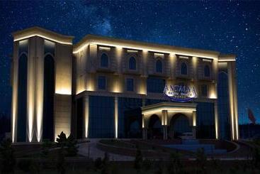 هتل Antalya Grand Palace