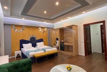 هتل Antalya Grand Palace