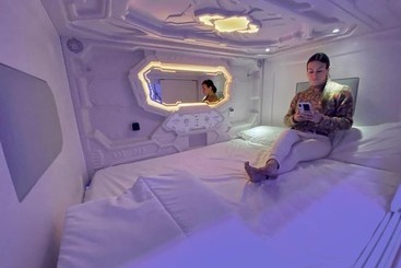 هتل کپسول Capsule Inn Valencia Hostel