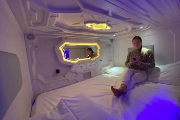 هتل کپسول Capsule Inn Valencia Hostel