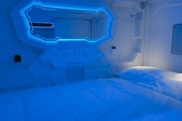 هتل کپسول Capsule Inn Valencia Hostel