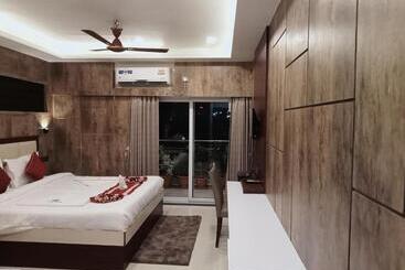 هتل Daltin Home