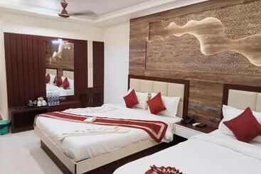 هتل Daltin Home