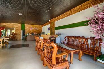 هتل Hoa Mây