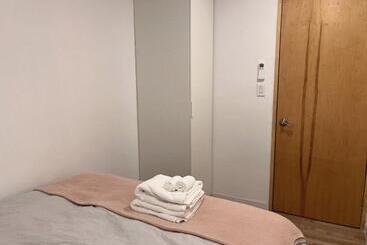 پانسیون Modern Apartment Relocation & Business Stay