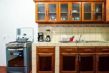 هاستل Hostal Victoria