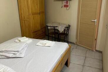تختخواب و صبحانه Eleganz Residence