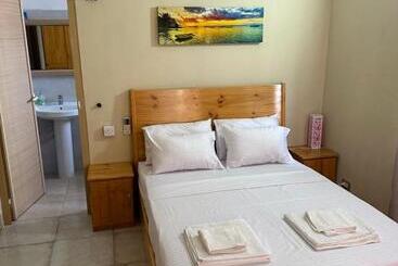 تختخواب و صبحانه Eleganz Residence
