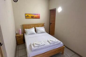 تختخواب و صبحانه Eleganz Residence