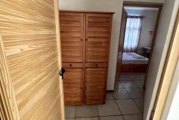تختخواب و صبحانه Eleganz Residence