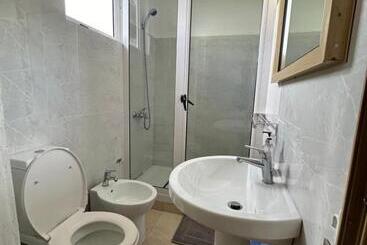 تختخواب و صبحانه Eleganz Residence