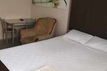 هتل Bolek Apartmany