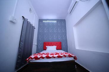 בית מלון כפרי Magpie Paying Guest House
