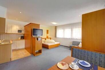 Soliva Hotel & Apartments
