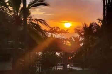 هتل Beach Front Pool Resort
